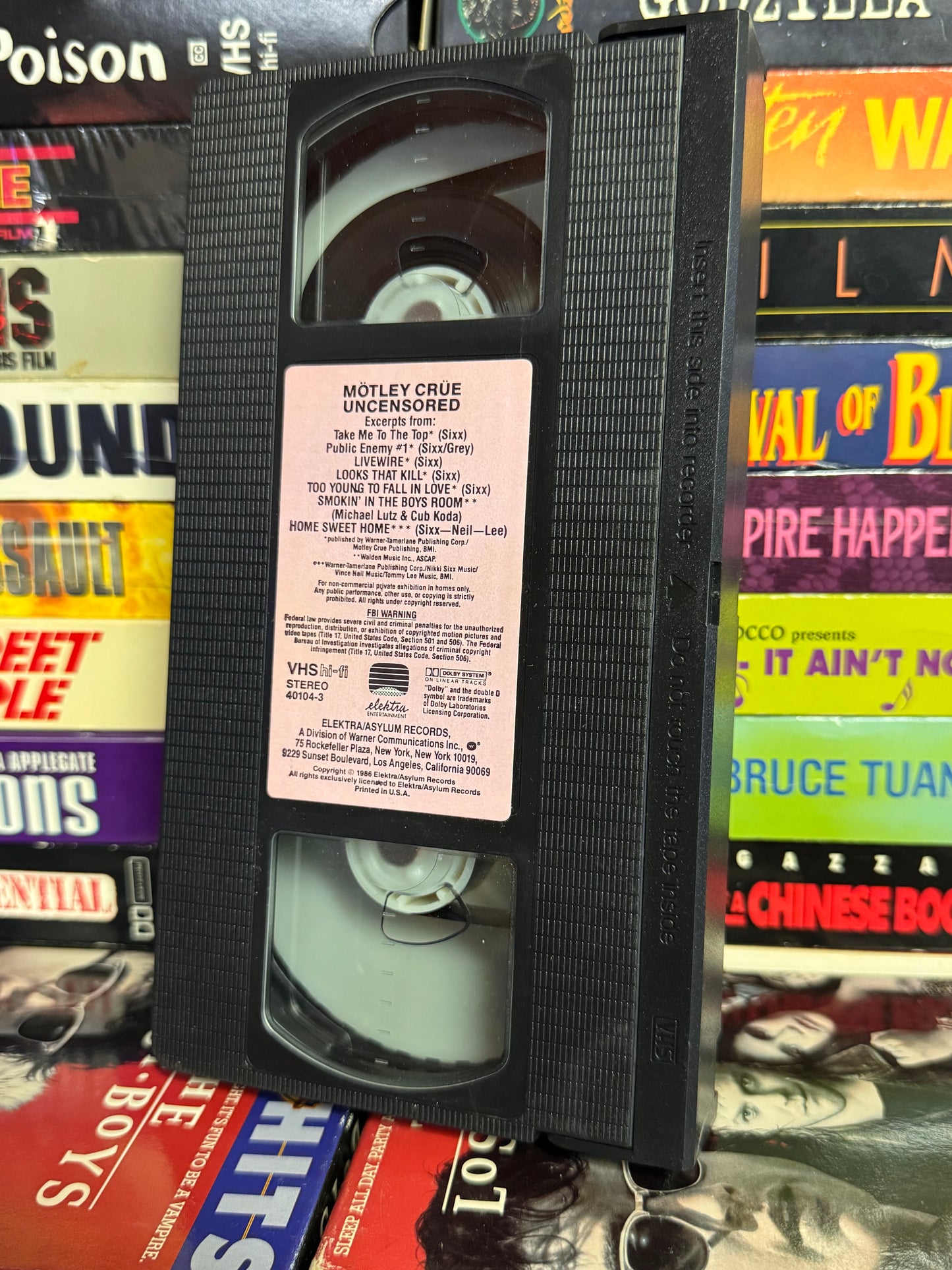 Mötley Crüe : Uncensored - VHS Used