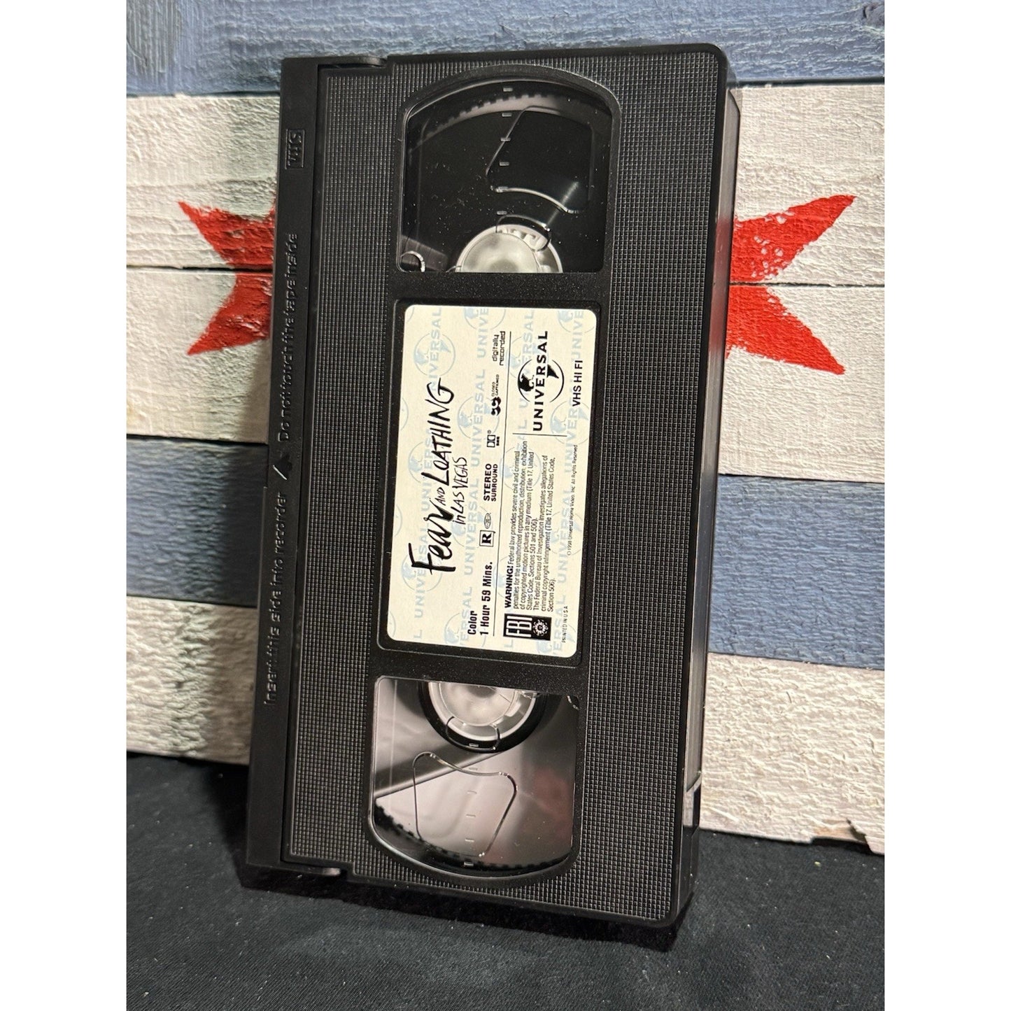 Fear and Loathing in Las Vegas - VHS Used