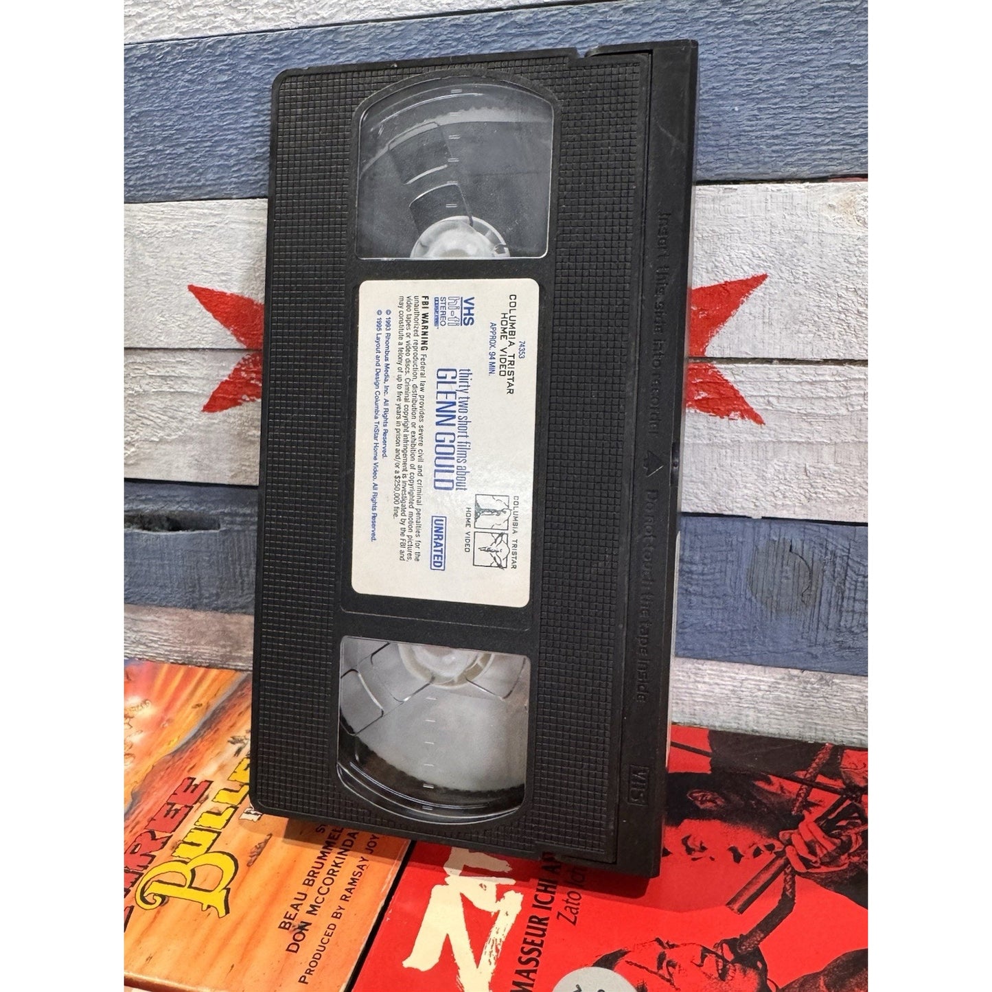 Thirty Two Short Films About Glenn Gould - VHS Used