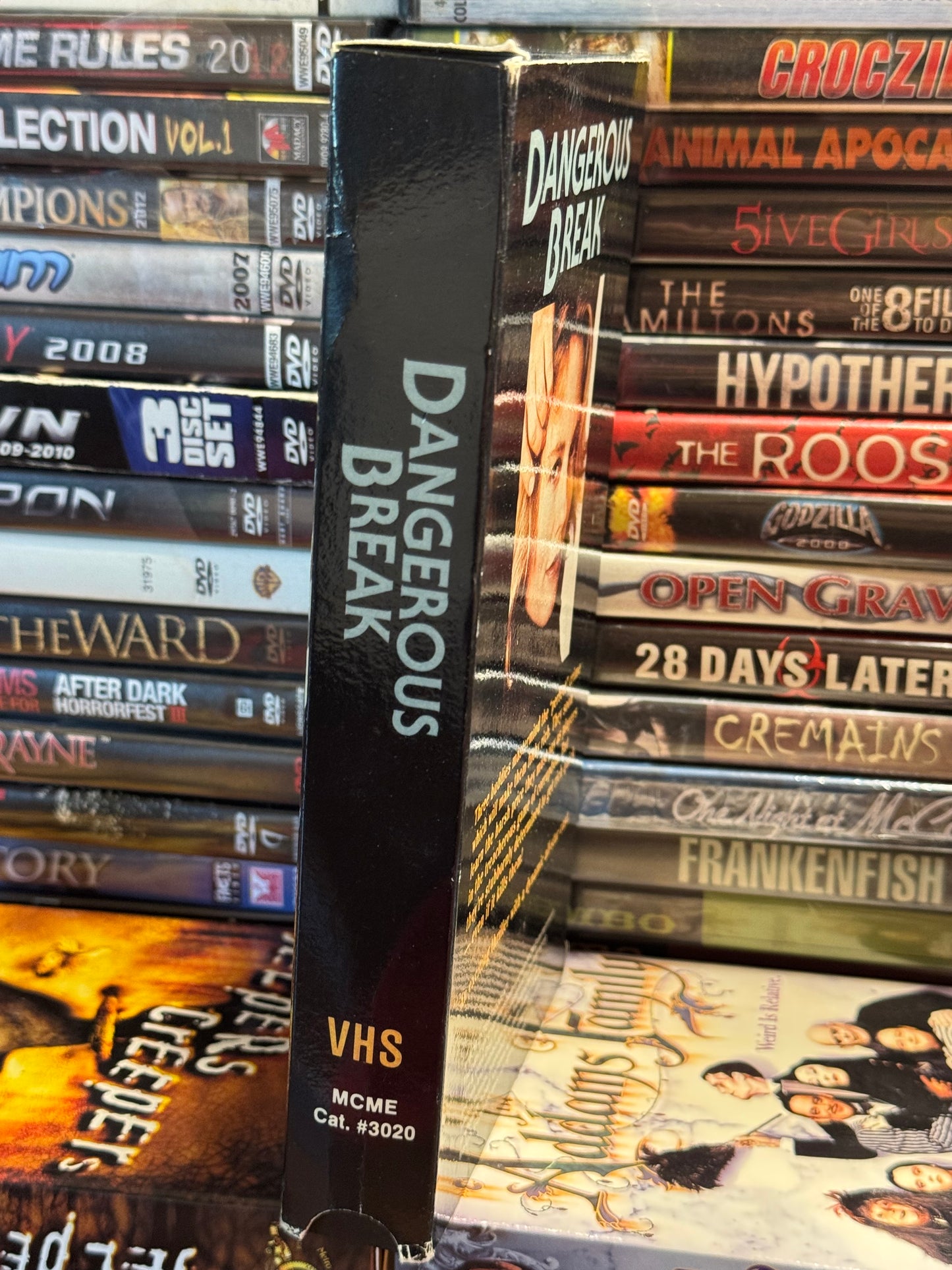 Dangerous Break - VHS Used