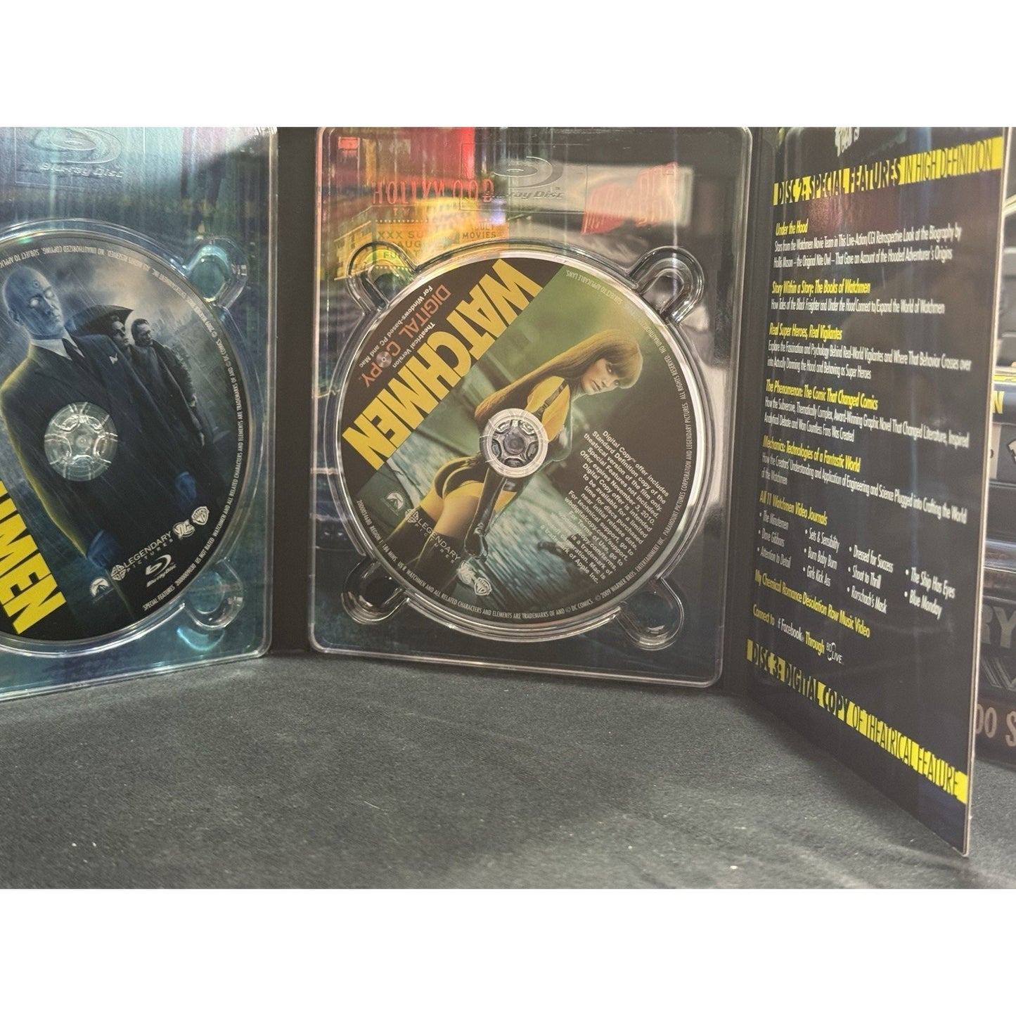 Watchmen: The Ultimate Cut 4-Disc Set - Blu-ray Used