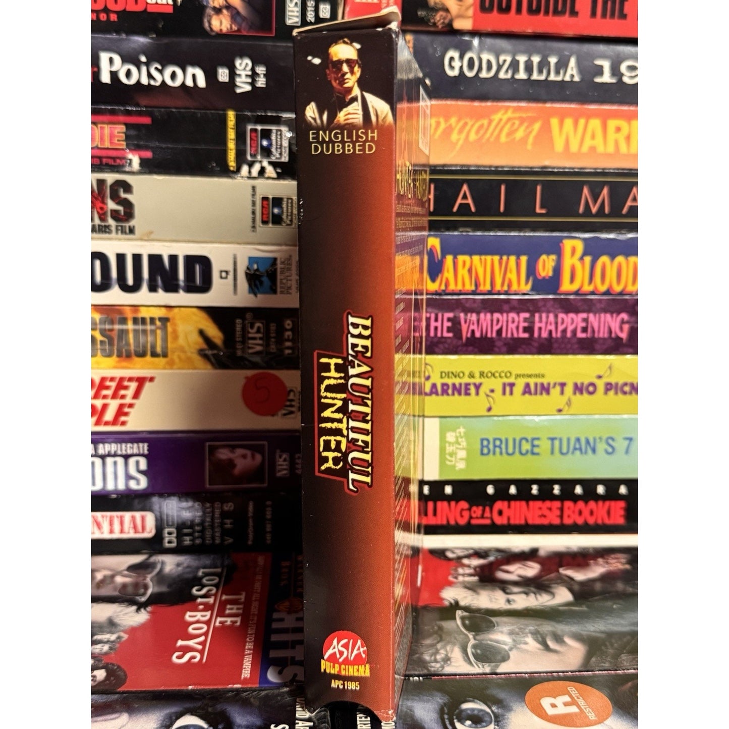 Beautiful Hunter - VHS Used