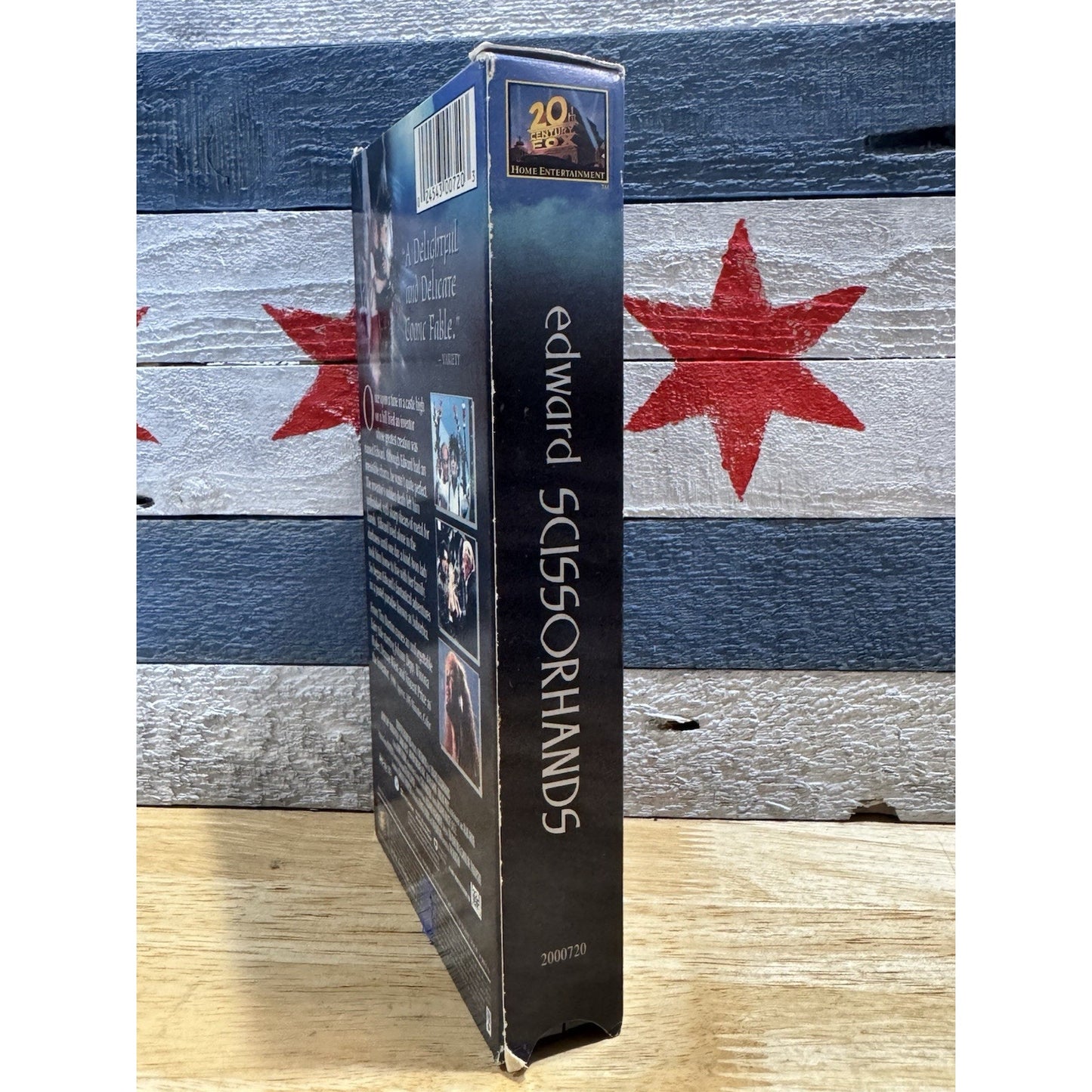 Edward Scissorhands VHS 10th Anniversary Edition - VHS Used