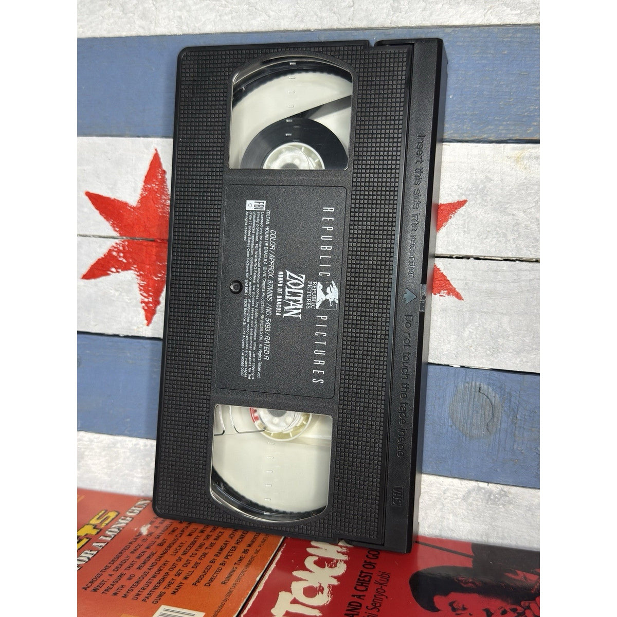 Zoltan Hound of Dracula - VHS Used