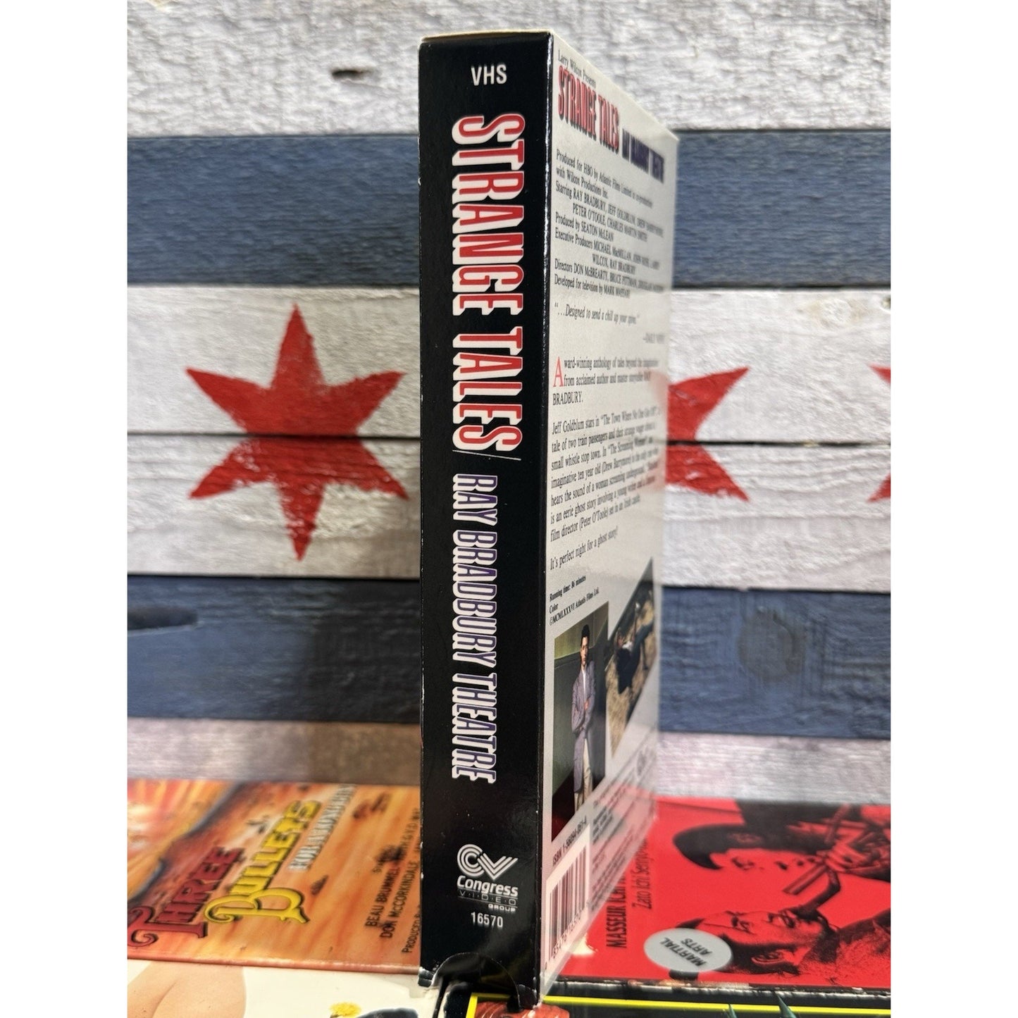 Strange Tales : Ray Bradbury Theatre - VHS Used