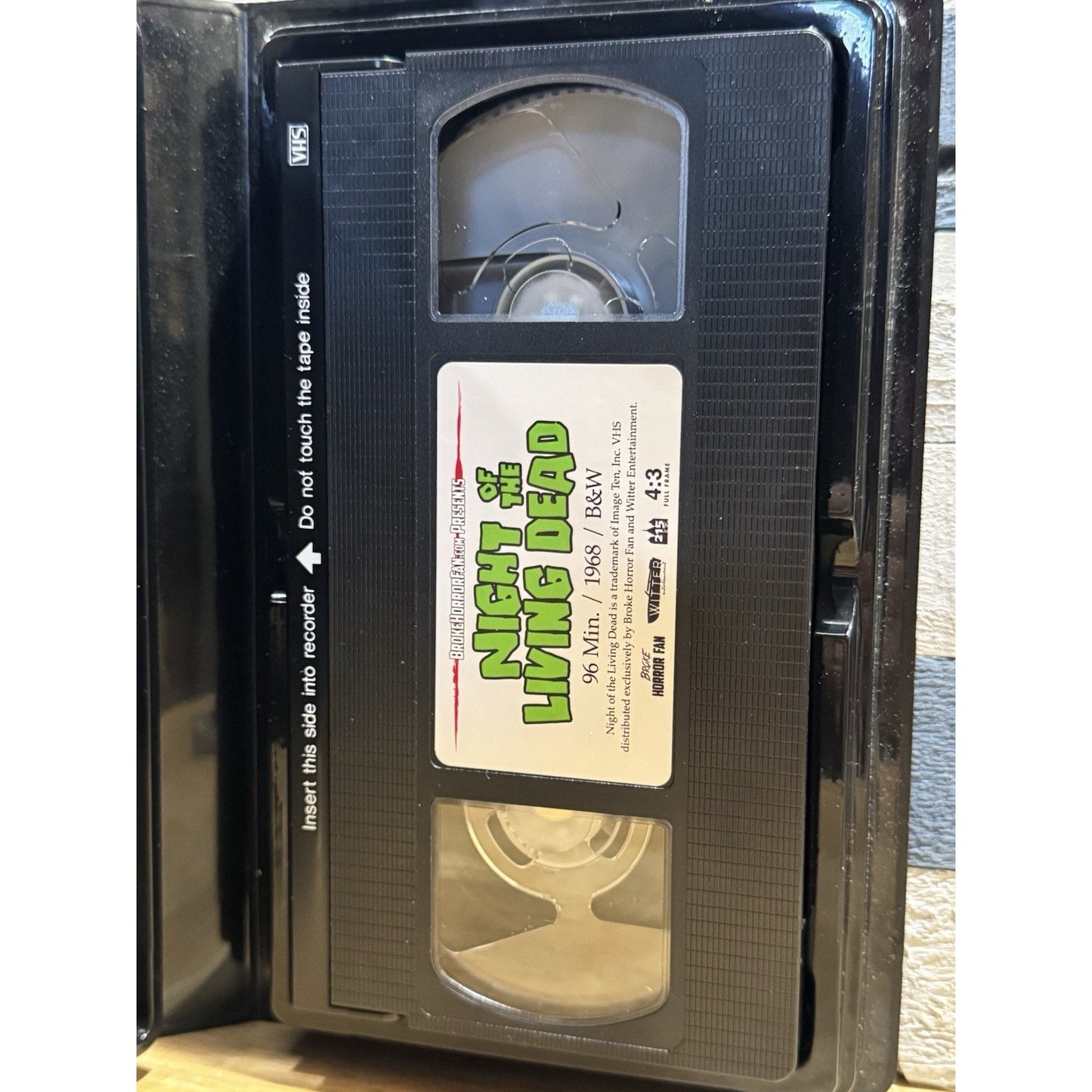 Night of the Living Dead - Broke Horror Fan Release VHS Used