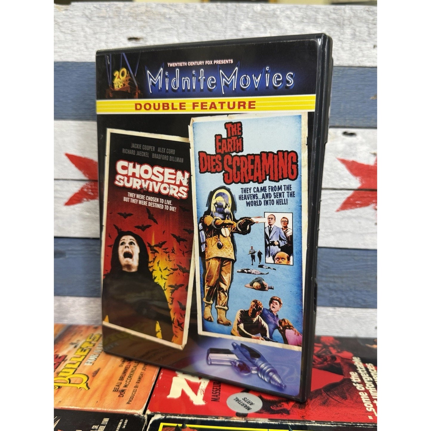 Midnite Movies Double Feature: Chosen Survivors/The Earth Dies Screaming - DVD Used