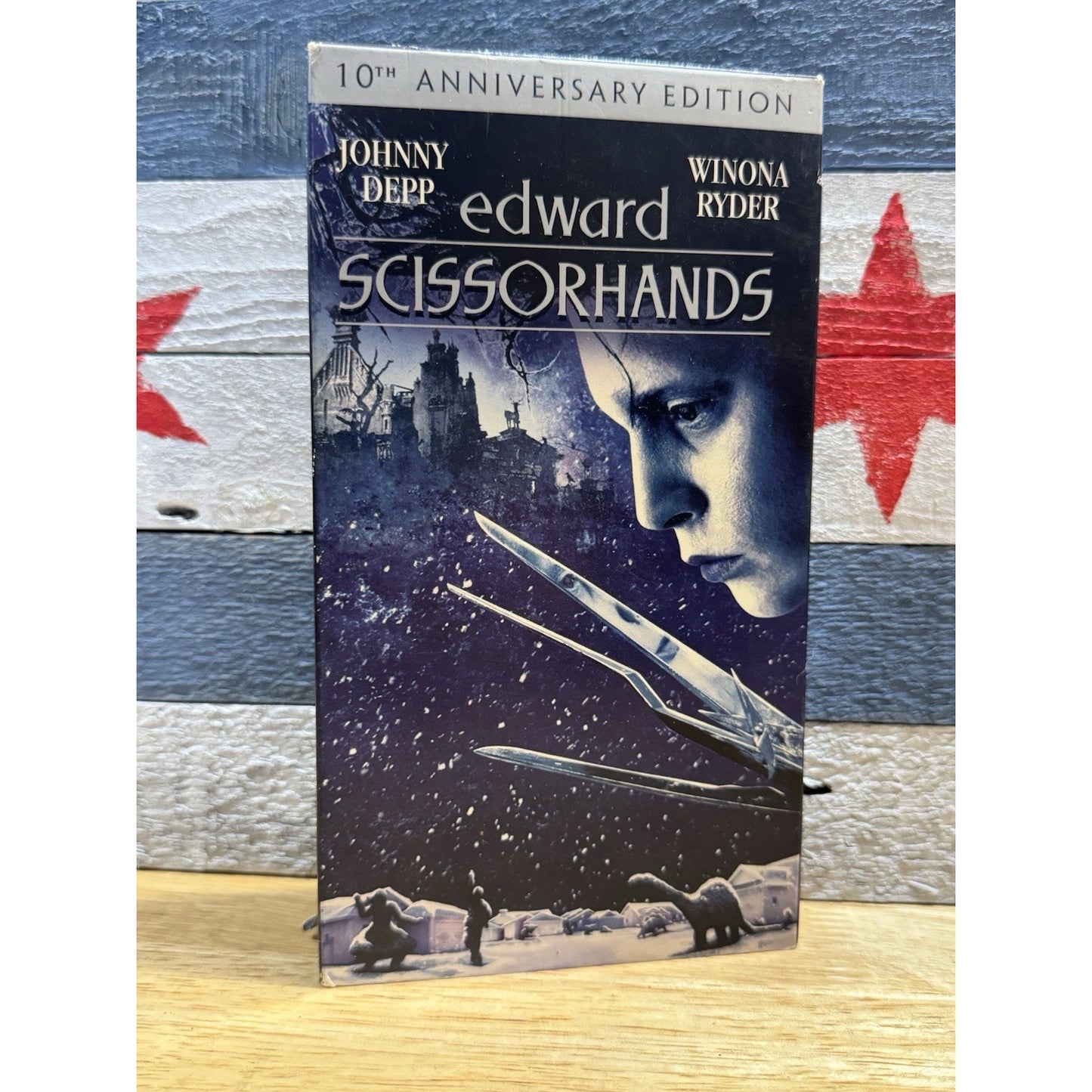 Edward Scissorhands VHS 10th Anniversary Edition - VHS Used