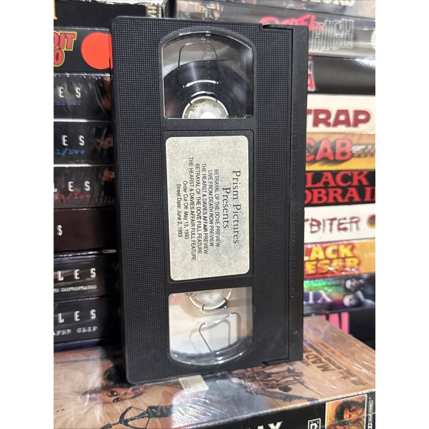 Betrayal of the Dove / The Hearst And Davies Affair Promo Screener - VHS Used