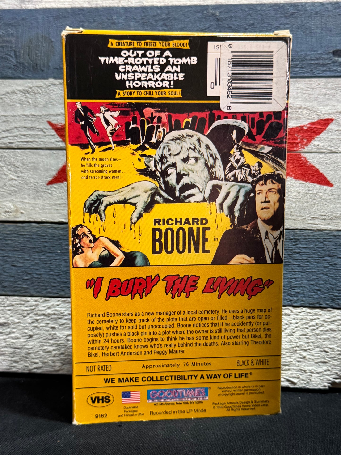 I Bury the Living - VHS Used