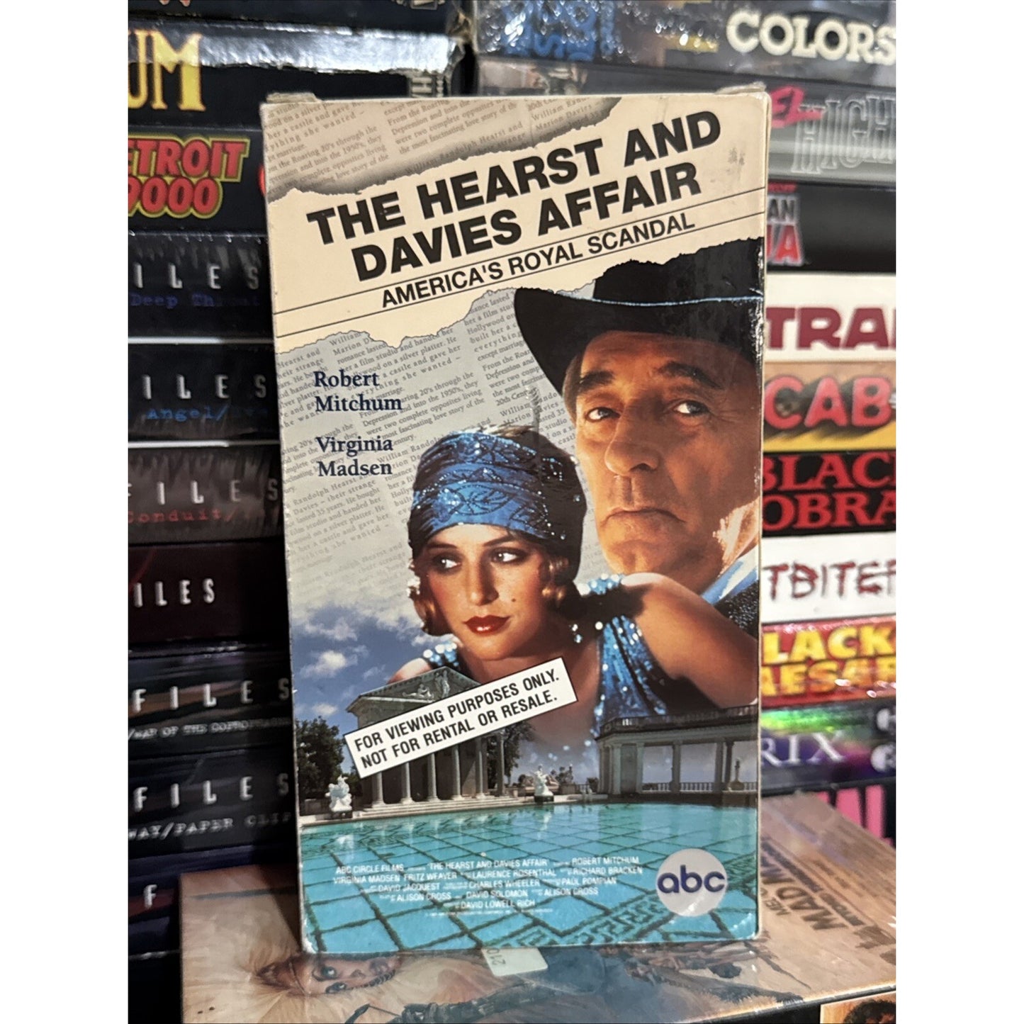 Betrayal of the Dove / The Hearst And Davies Affair Promo Screener - VHS Used