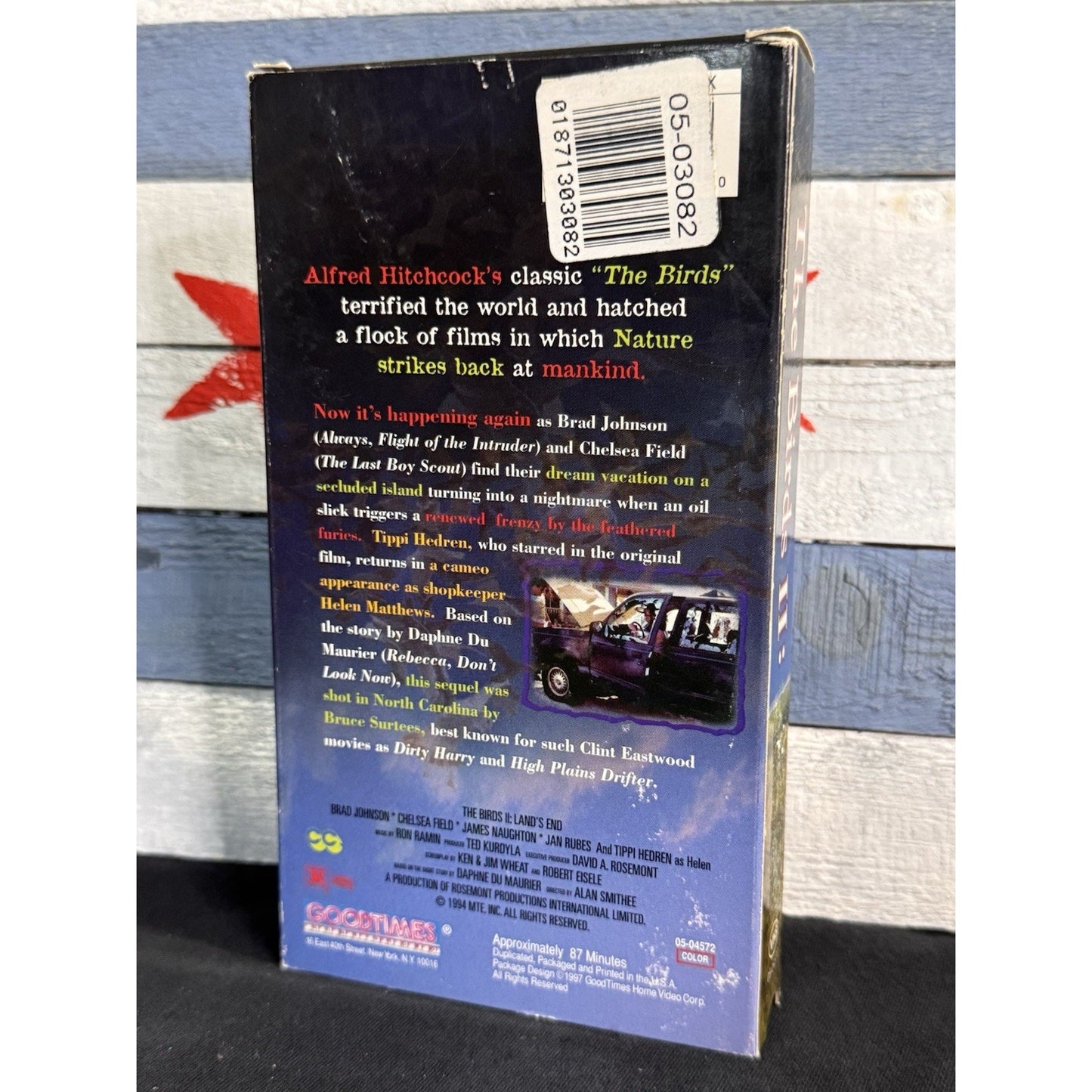 The Birds 2 Lands End - VHS Used