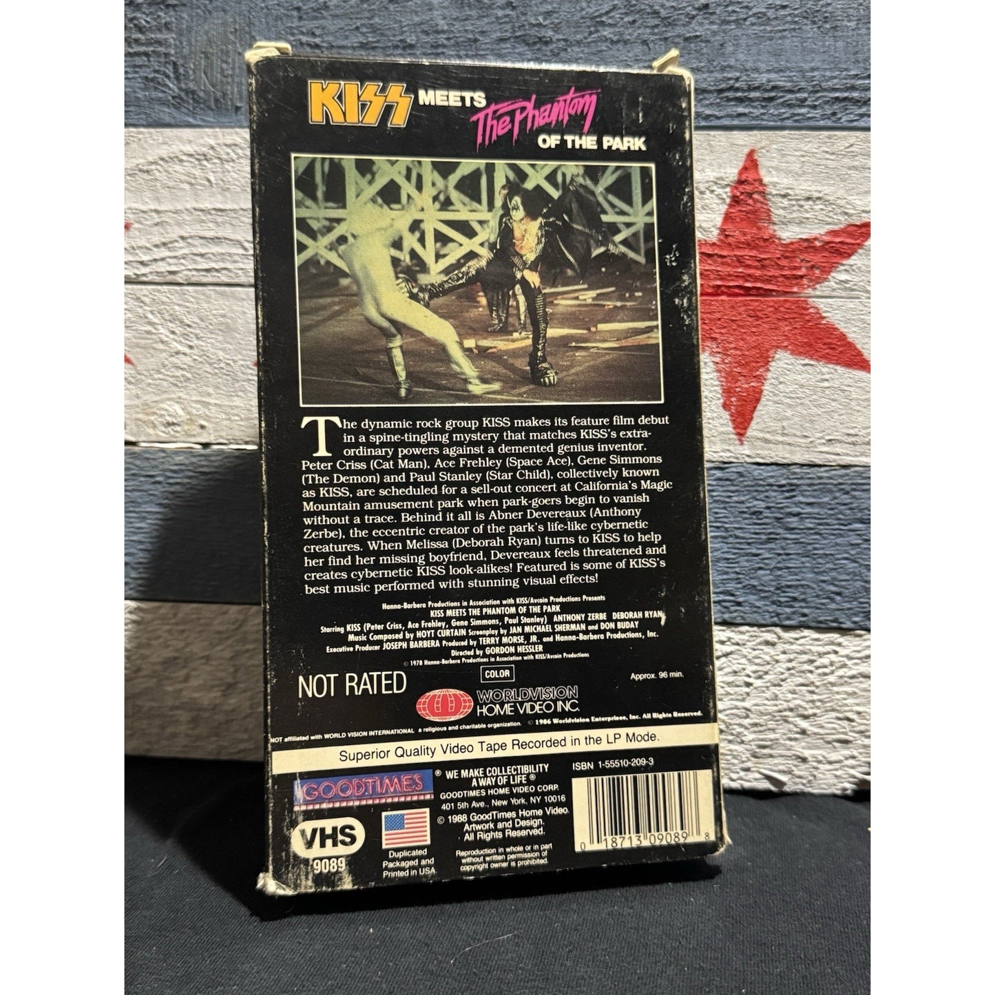 KISS Meets The Phantom of the Park - VHS Used