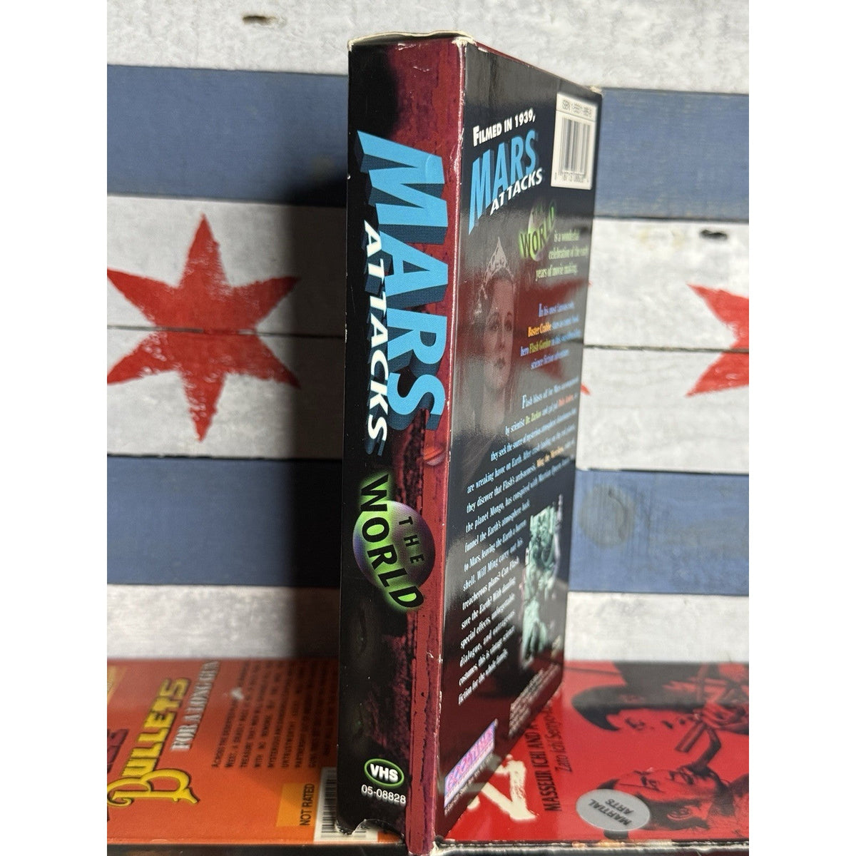 Mars Attacks the World - VHS Used