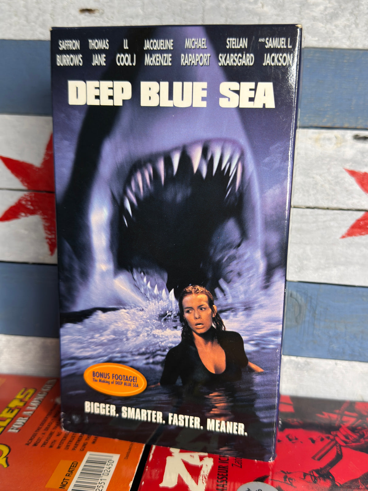 Deep Blue Sea - VHS Used