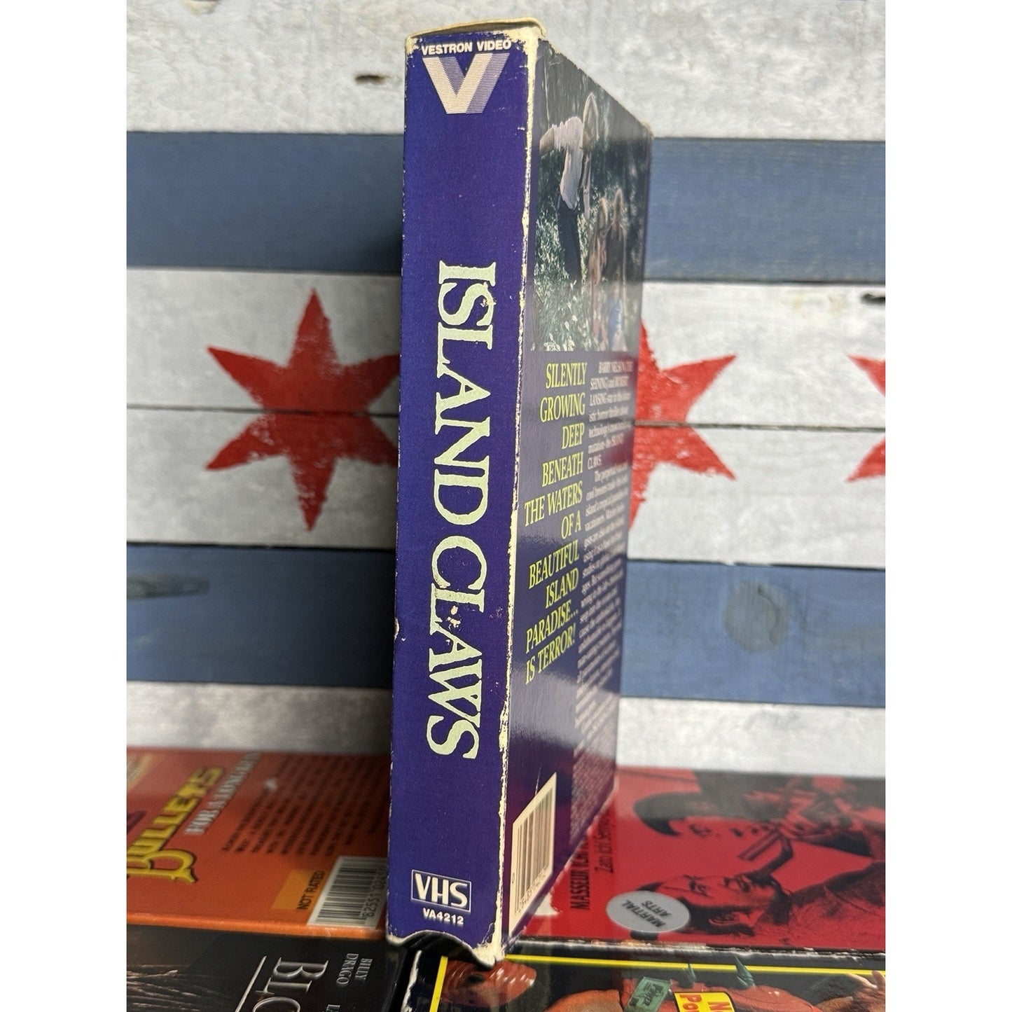 Island Claws - VHS Used