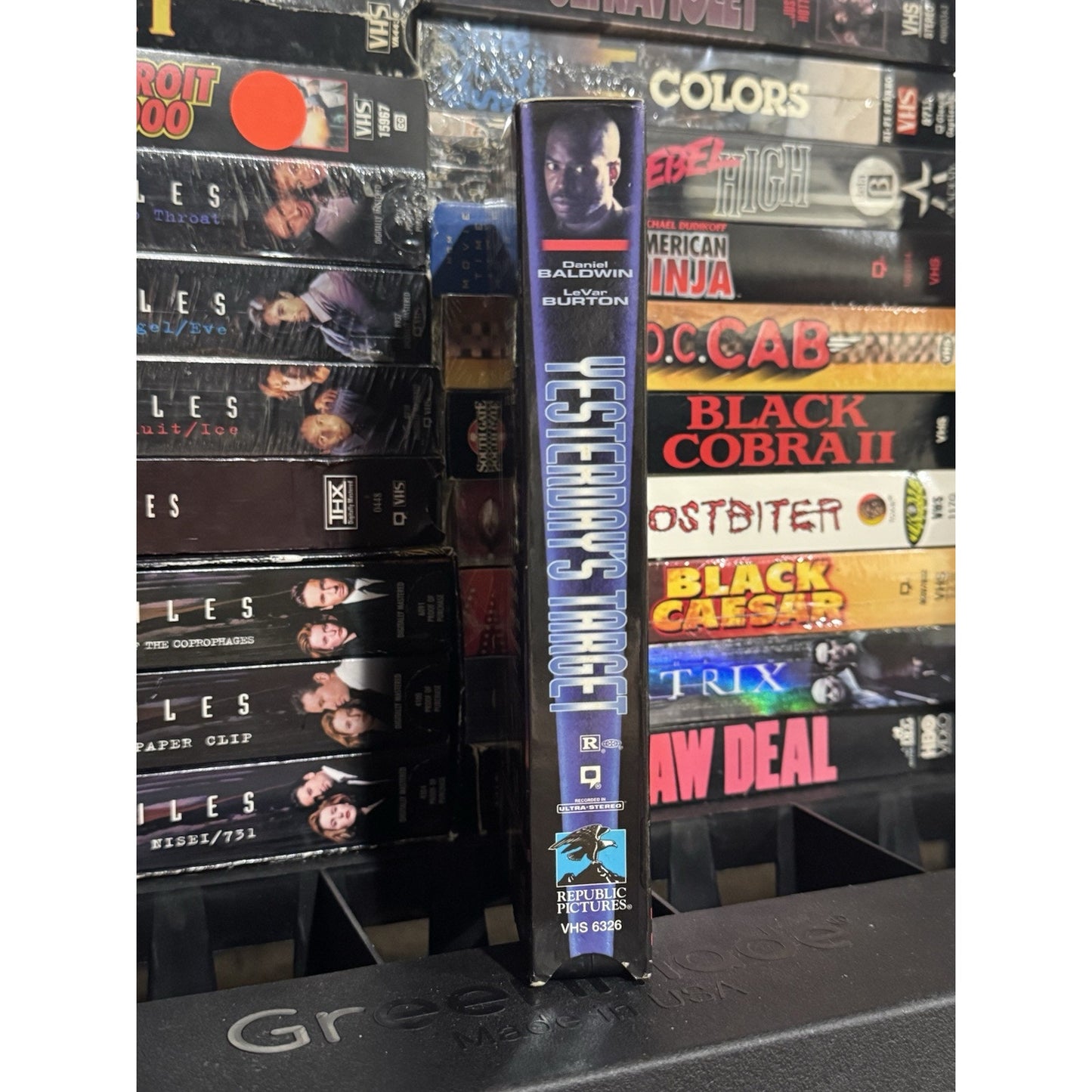 Yesterdays Target / Open Season Double Promo Screener - VHS Used