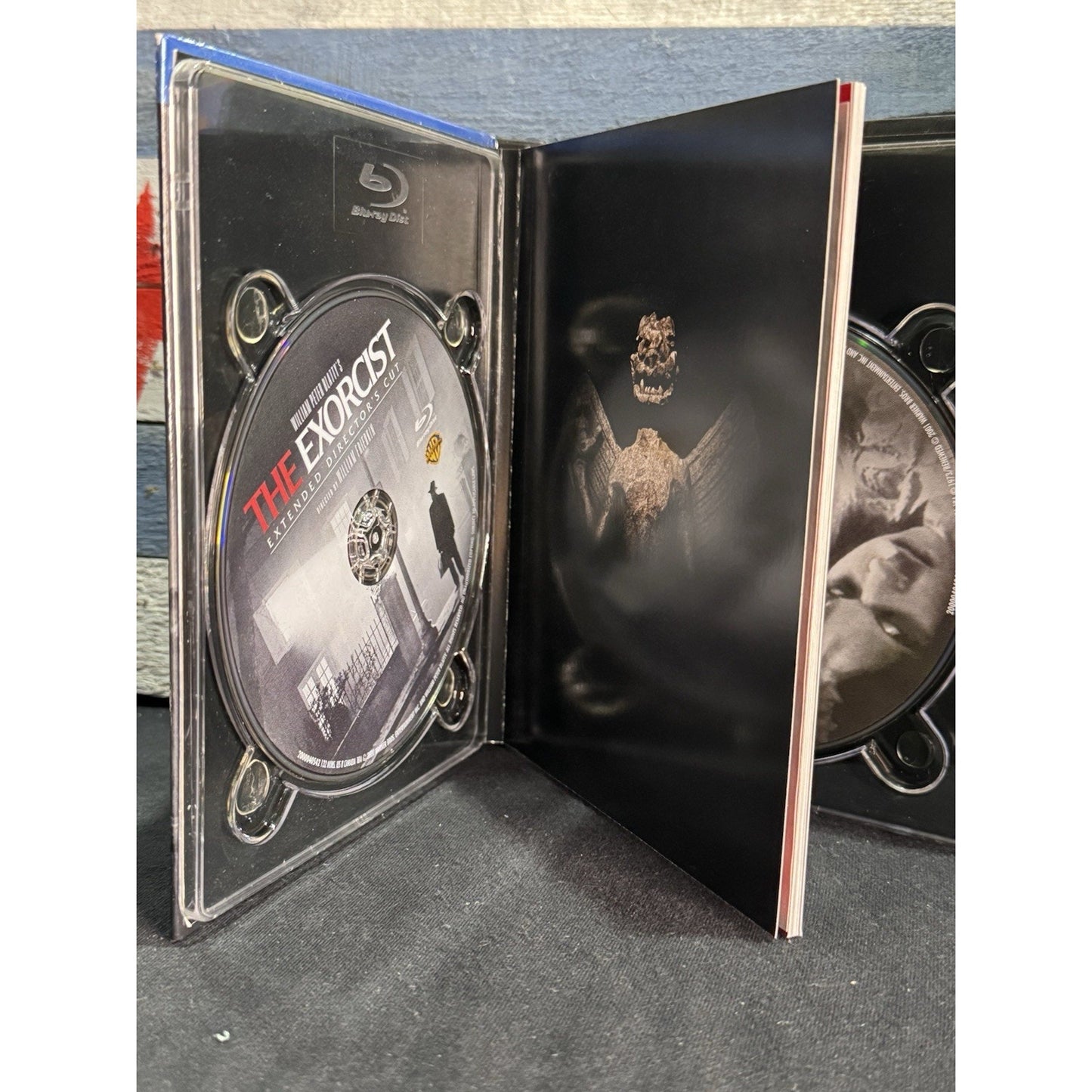 The Exorcist: Extended Director’s Cut & Theatrical - Blu-ray Used