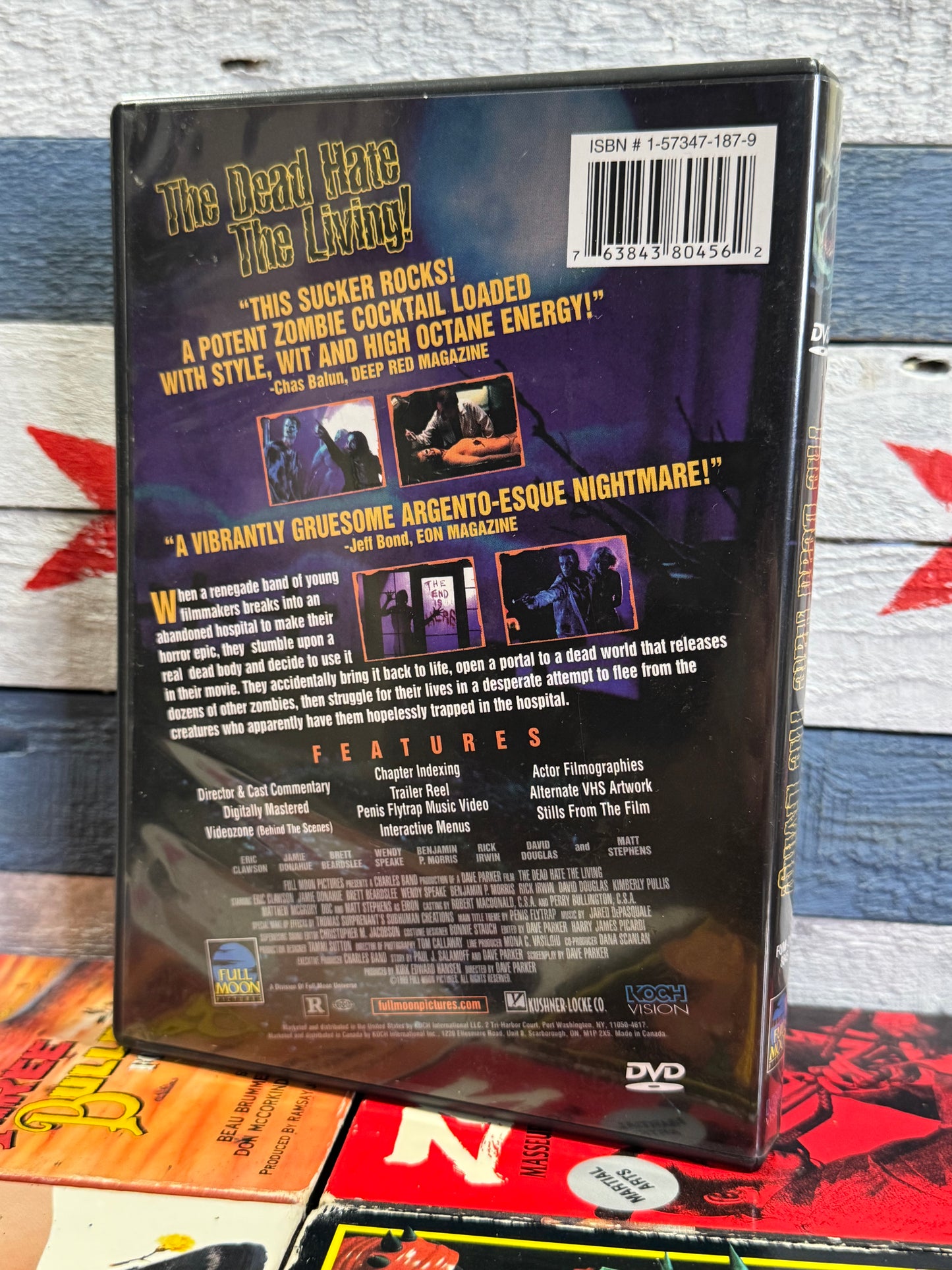 The Dead Hate the Living! - DVD Used