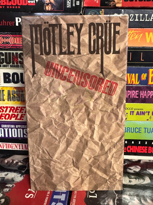 Mötley Crüe : Uncensored - VHS Used