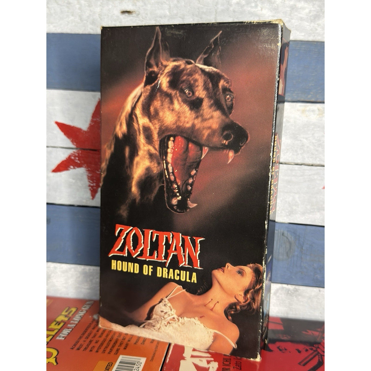 Zoltan Hound of Dracula - VHS Used