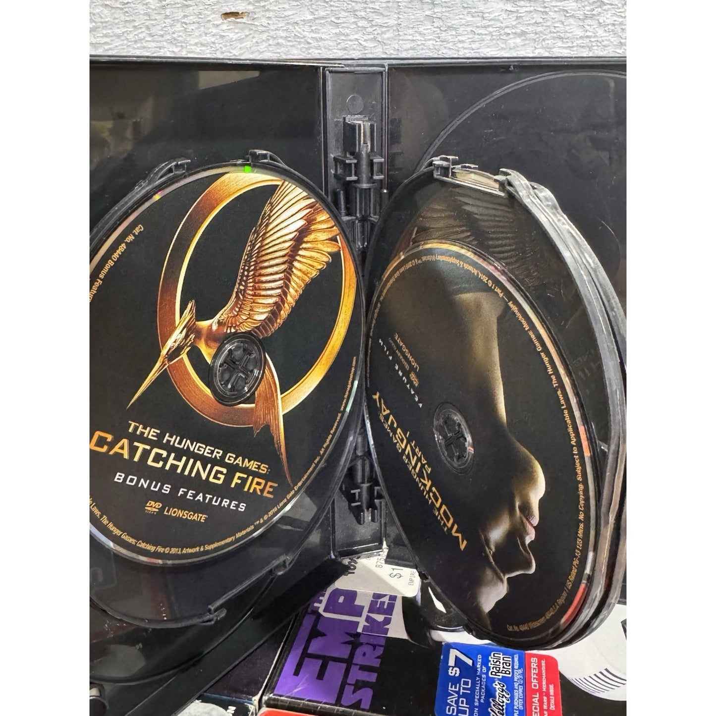 The Hunger Games: Complete 4-Film Collection - DVD Used