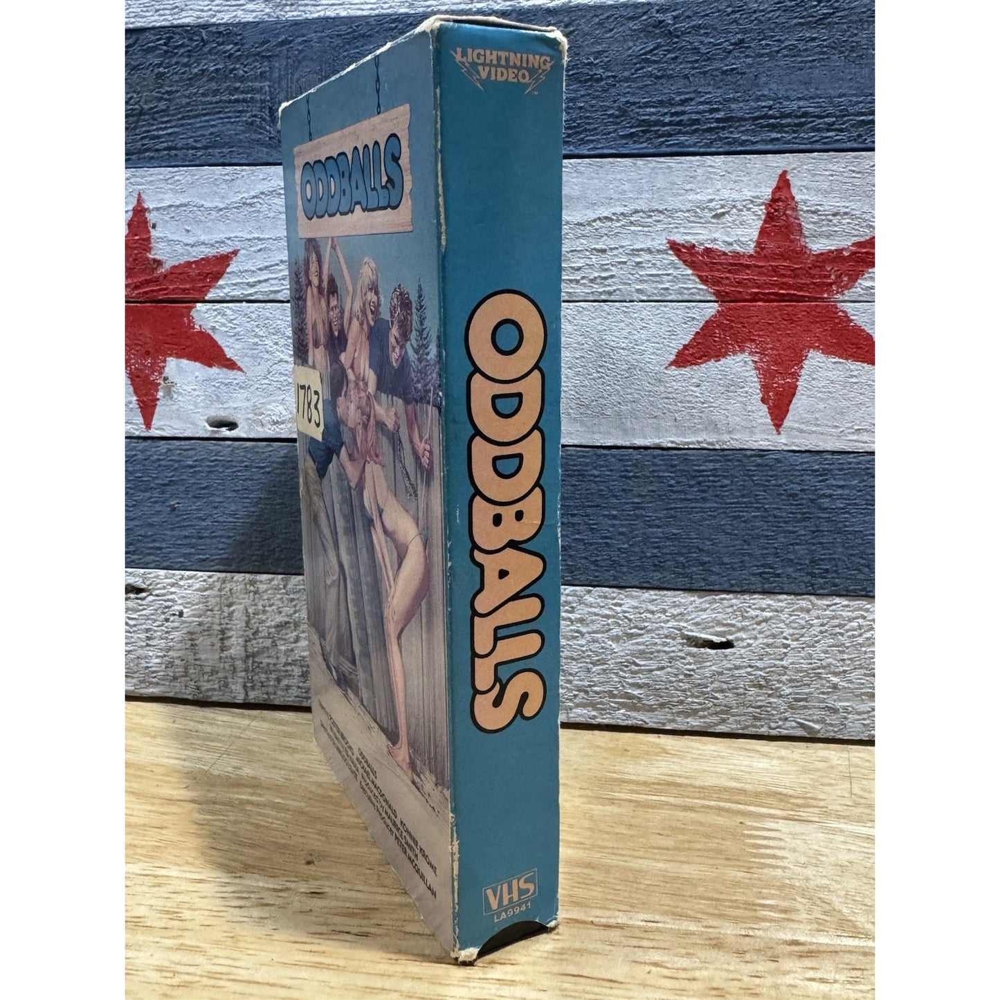 Oddballs - Lightning Video VHS Used