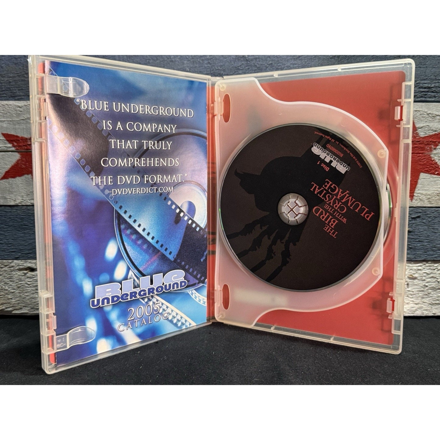 The Bird with the Crystal Plumage - DVD Used