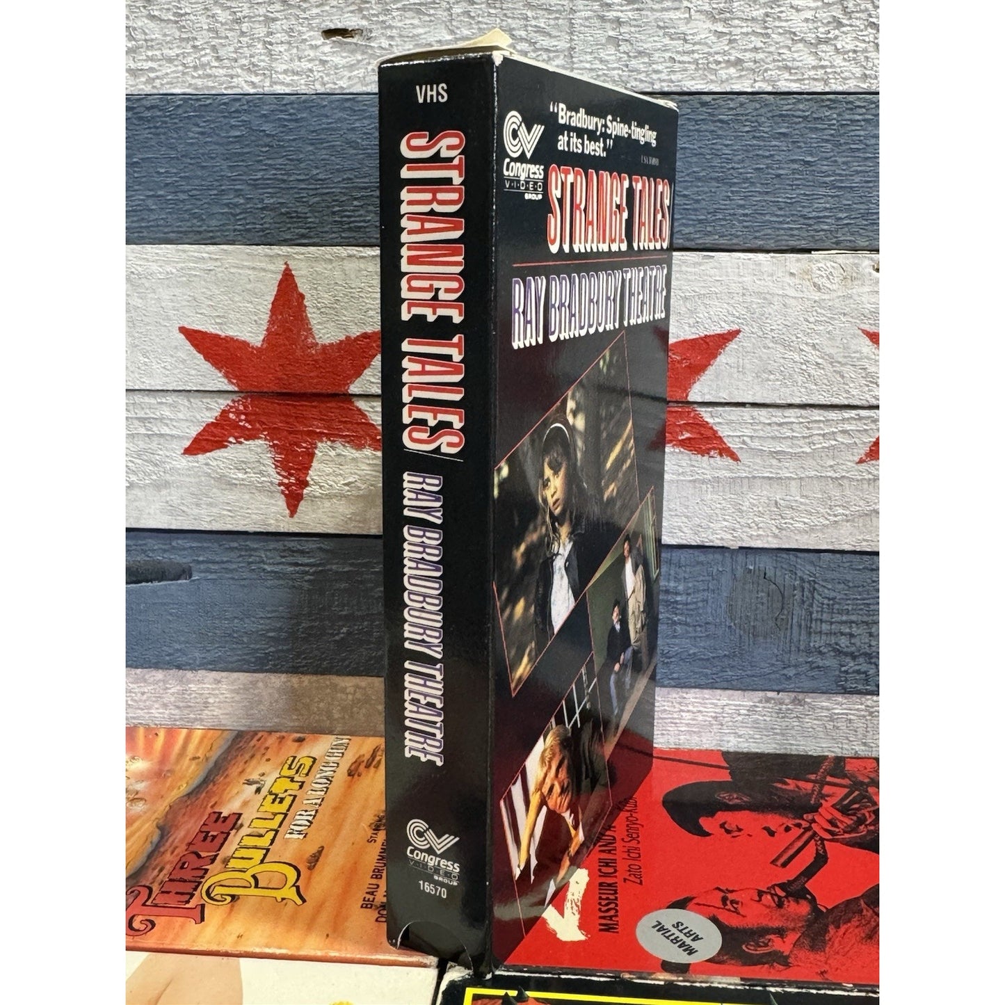 Strange Tales : Ray Bradbury Theatre - VHS Used