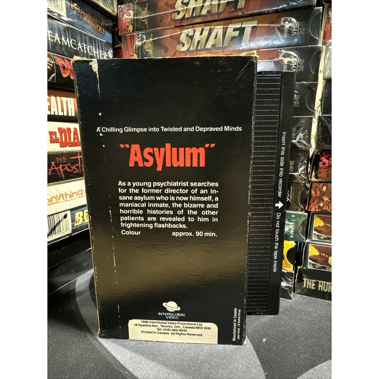 Asylum (VHS, Interglobal Video) Peter Cushing, Britt Ekland Rare Sleeve Art