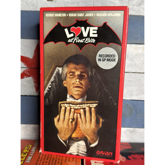 Love at First Bite - VHS Used