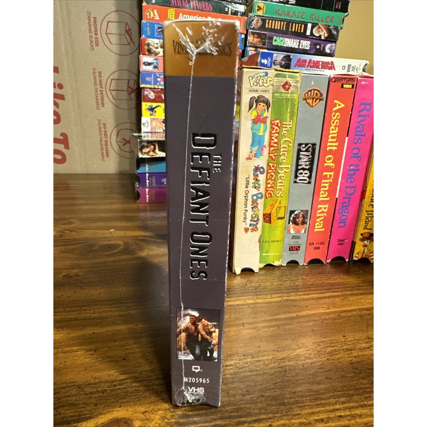The Defiant Ones - VHS
