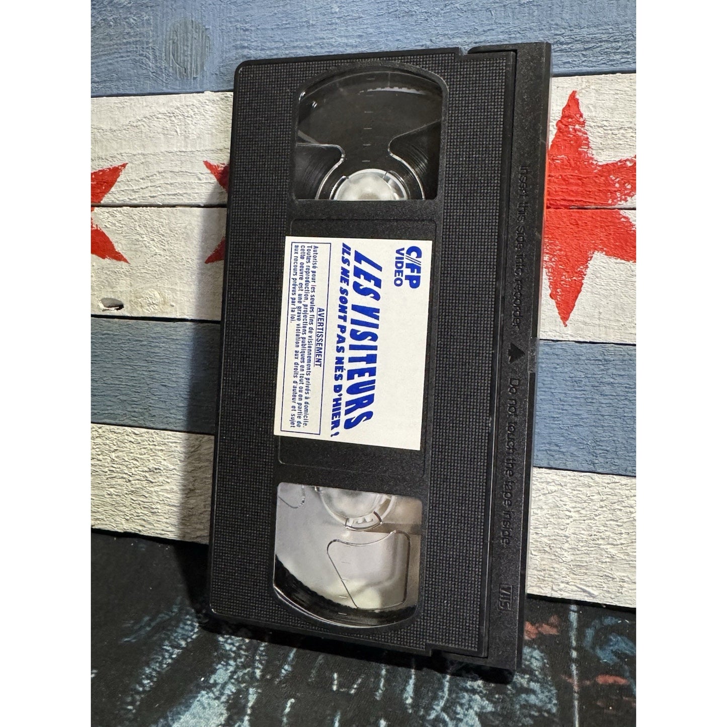 Les Visteurs: Ils Ne Sont Pas Nés d'Hier! - VHS Used